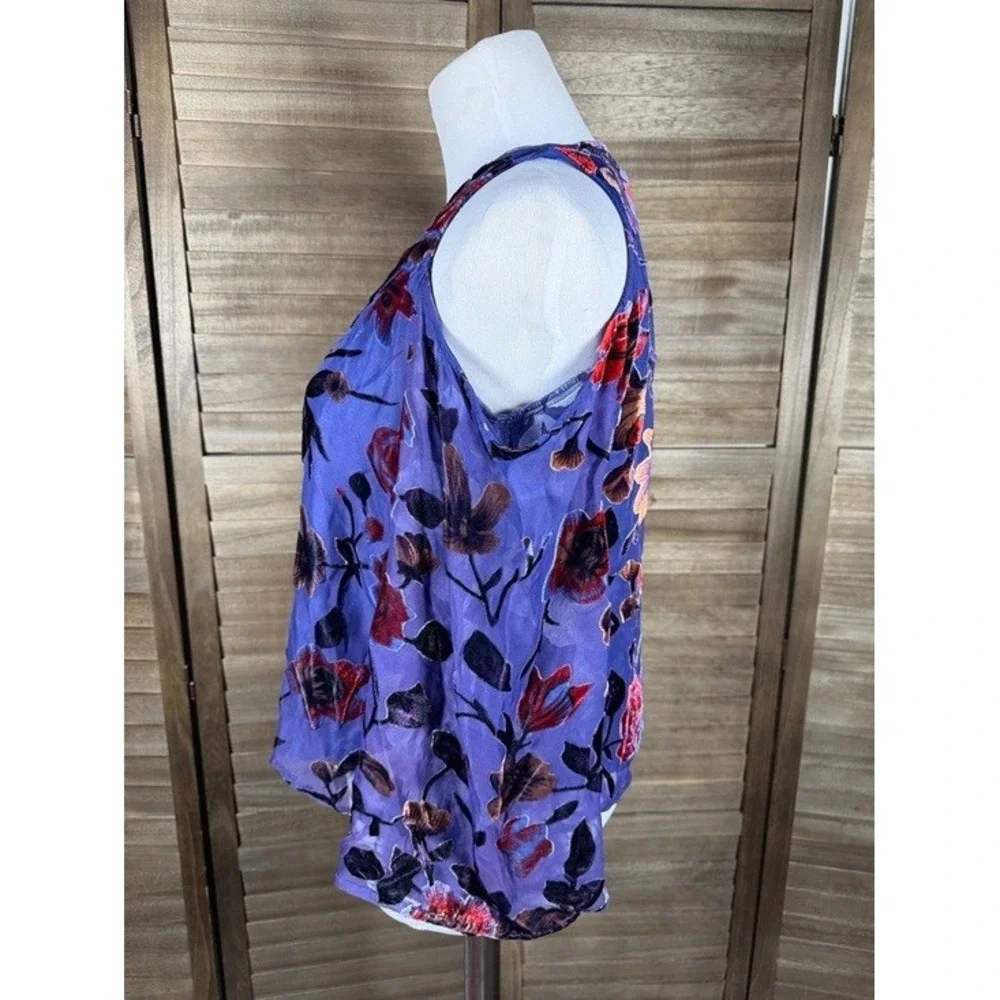 En Creme Purple Floral Burnout Velvet Cold Shoulder Top ETF53192TLM Womens Small - Picture 5 of 11